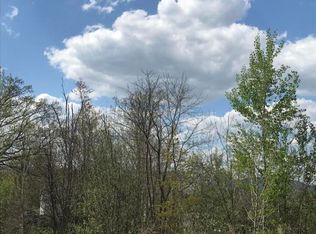 Oswald Ave, Scranton, PA 18505