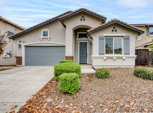 1462 Cedarbrook Rd, West Sacramento, CA 95691