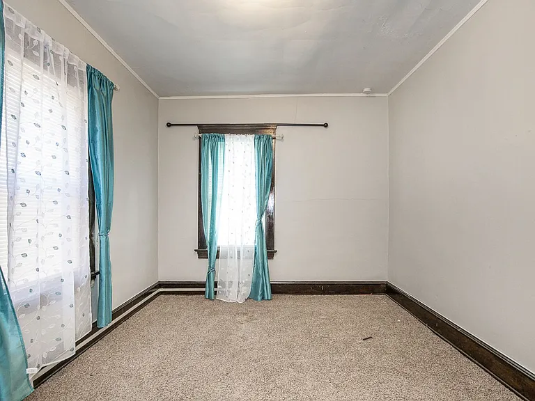 2801 Riverside Ave — Photo 6