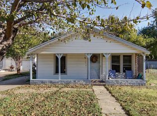 8204 Kender Ln, White Settlement, TX 76108