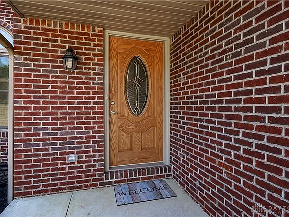 4th image of 8744 Lake Dr