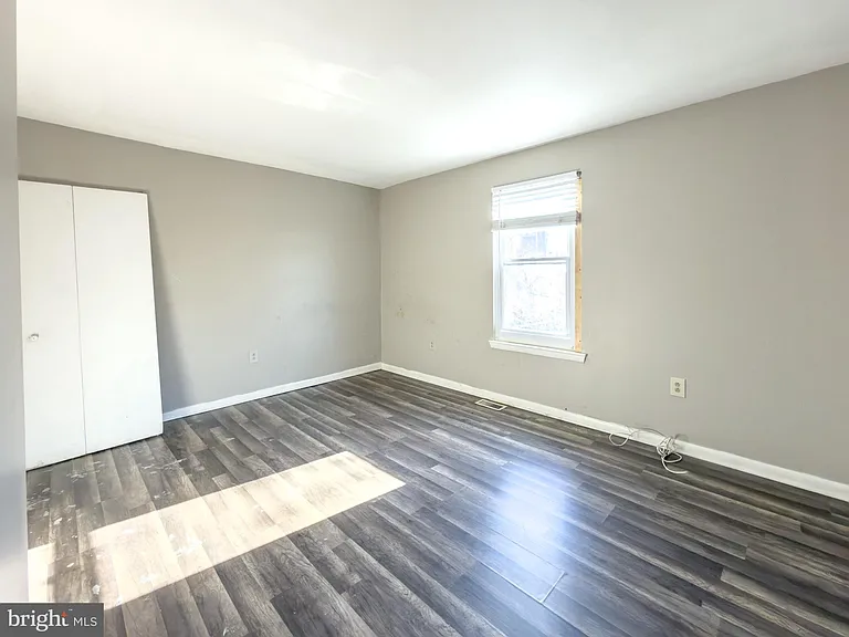 1616 Diamond St — Photo 13