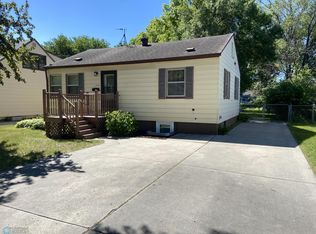1526 8th Ave S, Fargo, ND 58103