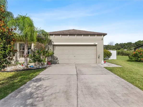 2942 Moulden Hollow Dr, Zephyrhills, FL 33540