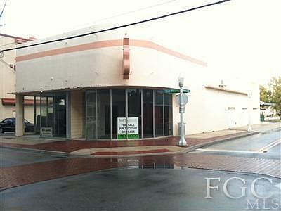2nd image of 1529 Lee St