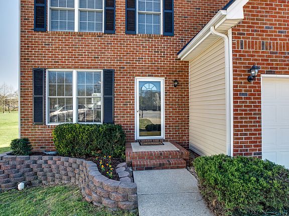3rd image of 1519 Chapman Ln
