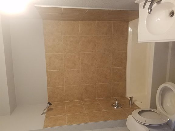 5th image of 3509 E 67th St