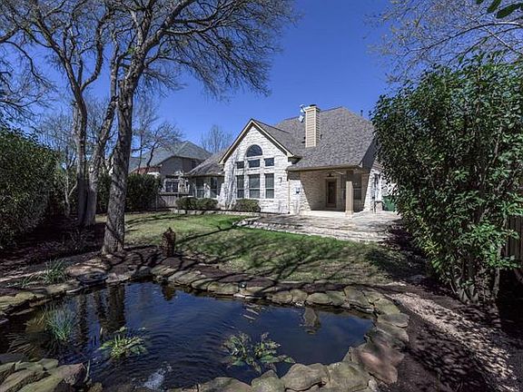 2nd image of 2649 Henley Dr
