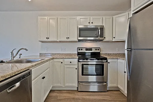 Cumberland Foreside Village Apartments — Photo 51