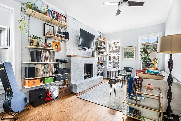 Sold by Compass | media 7