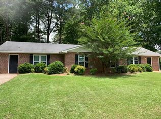 6609 Selman Dr, Douglasville, GA 30134