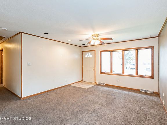 4th image of 16749 91st Ave