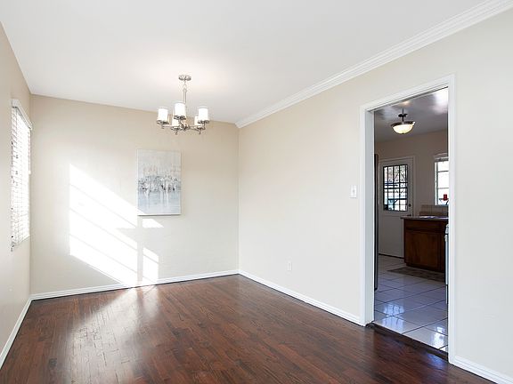 3rd image of 5070 Quince St