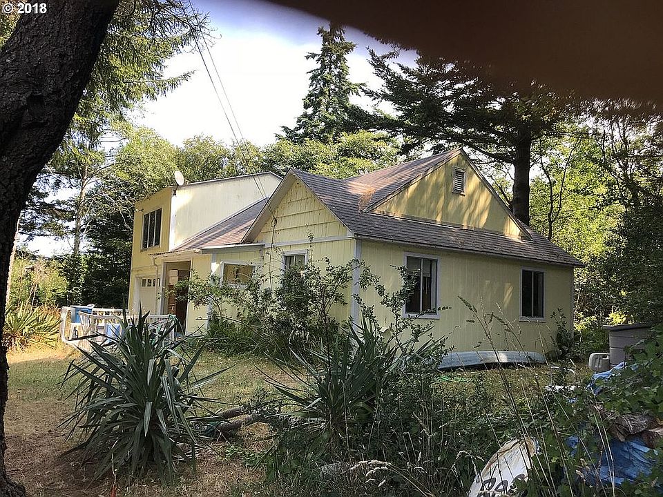 2nd image of 1932 Jefferson St