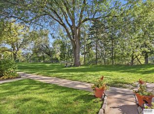 2473 S 3rd Street Plz, Omaha, NE 68108
