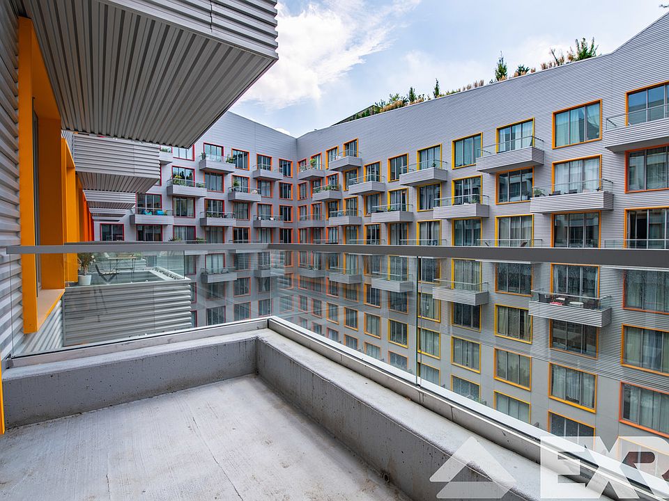 1st image of 10 Montieth St #421E