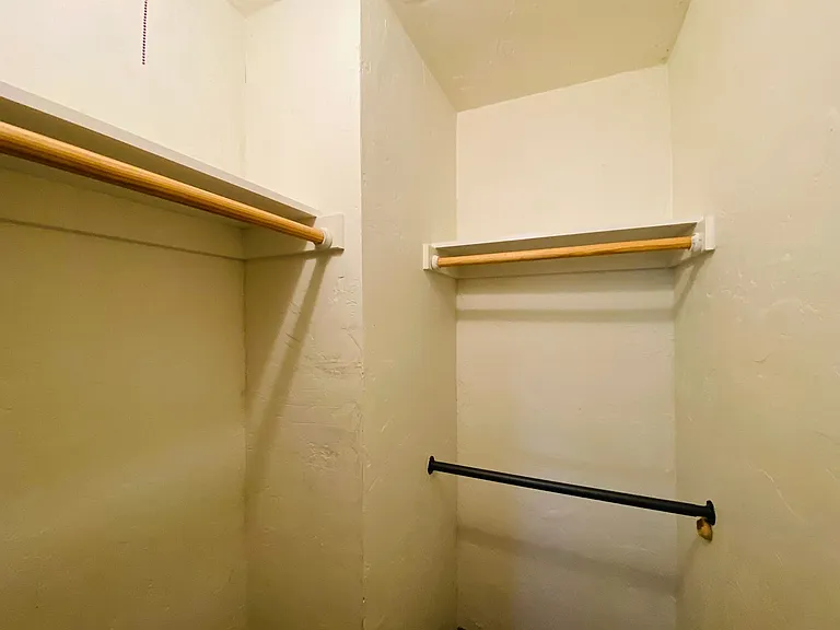 Studios and 1 Bedrooms in Central Location Tucson! — Photo 34