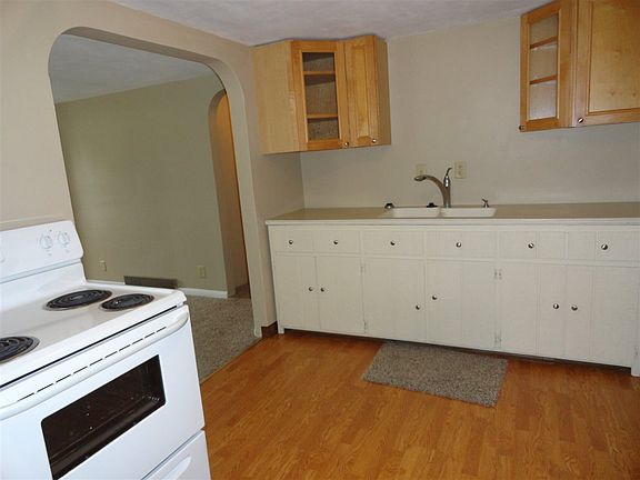 4th image of 1413 S Grant Ave