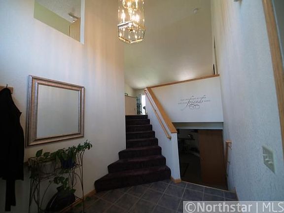 3rd image of 503 N Linden St