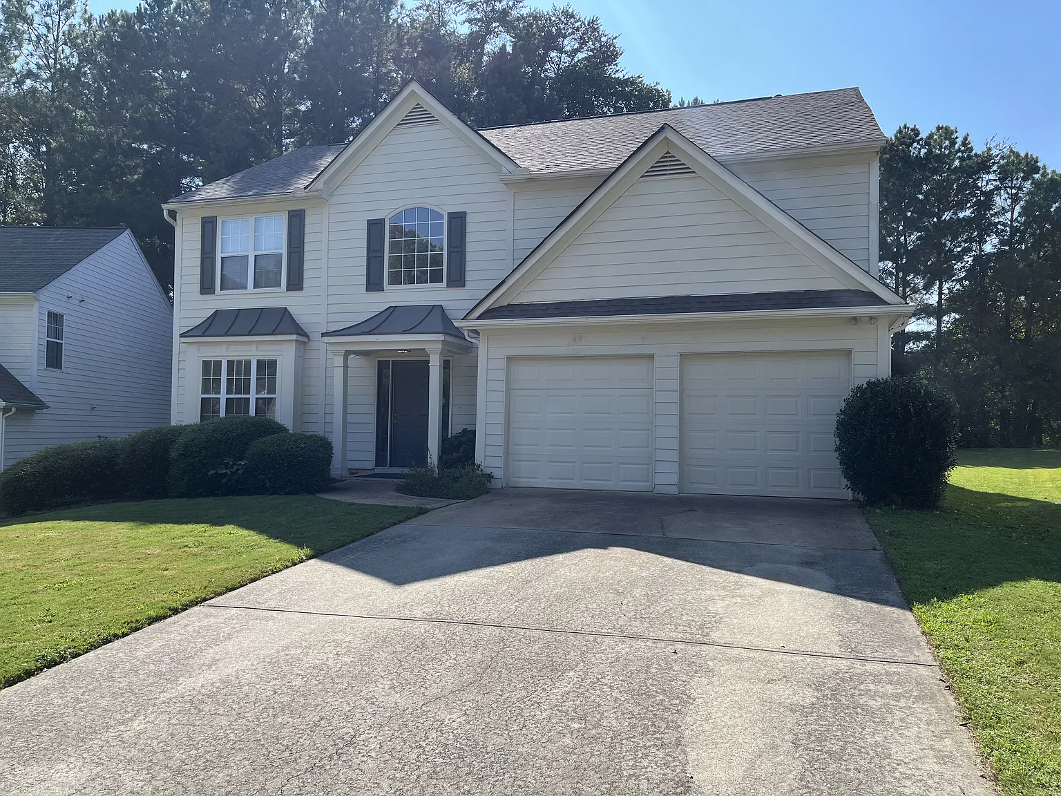 3 bed, 2039 sqft, $2,350 — Photo 2