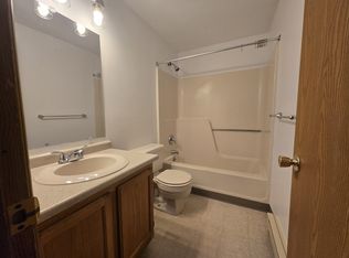 31 4th Ave, Oswego, NY 13126