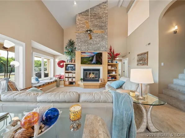 250 Emerald Bay Dr #3A, Lake Ozark, MO 65049