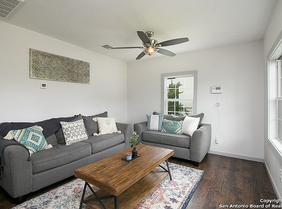 5th image of 750 SW 34th St