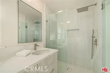 91 W Gainsborough Rd — Photo 28