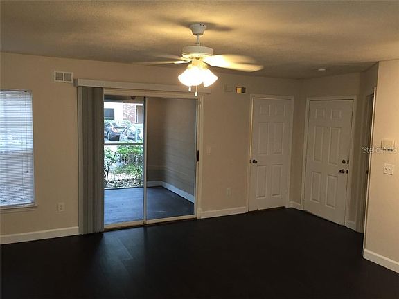 3rd image of 5112 Park Central Dr #206