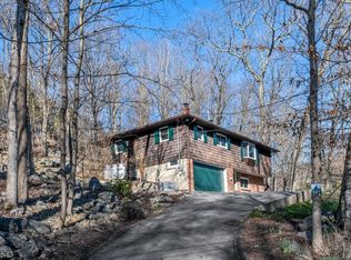 195 Magee Rd, Ringwood, NJ 07456