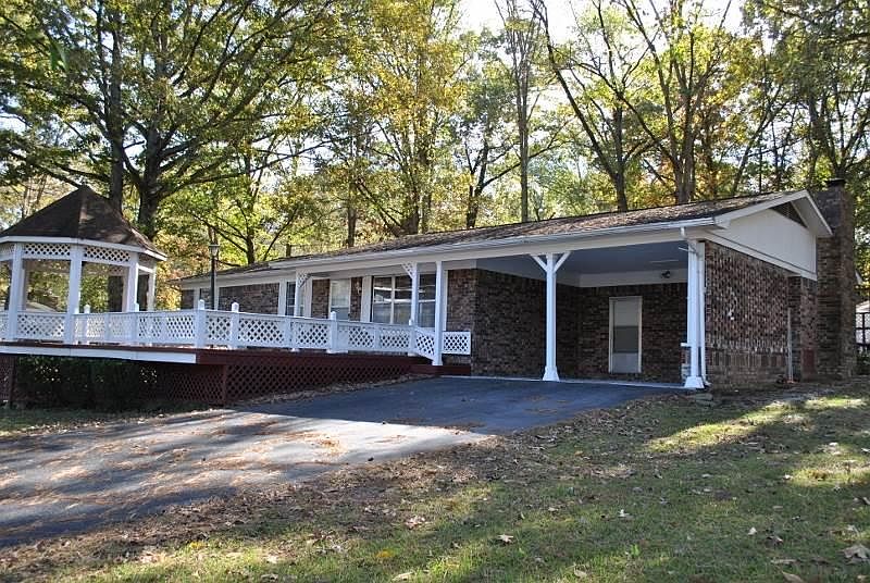 1st image of 129 Windamere Dr