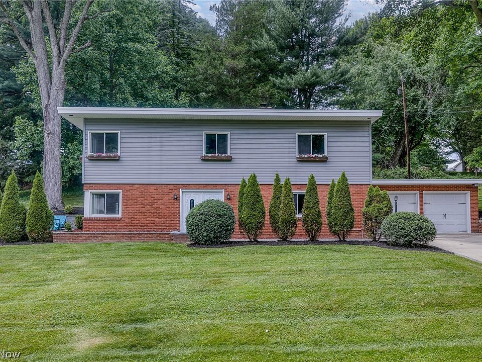 1st image of 145 Brookdell Dr NW