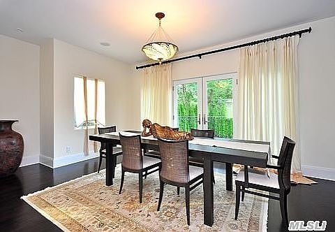3rd image of 5049 Morenci Ln