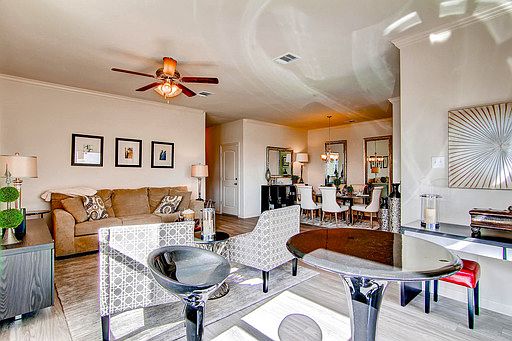5th image of 405 Winterfield Dr Unit 204
