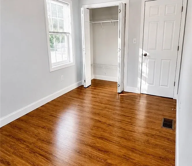 383 Friendship St — Photo 6