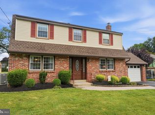 1118 Roberts Ave, Feasterville, PA 19053