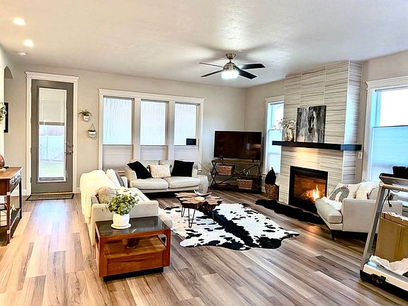 5th image of 3862 W Hearst Ct