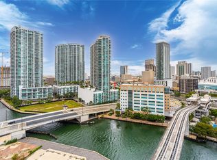 31 SE 5th St APT 2111, Miami, FL 33131