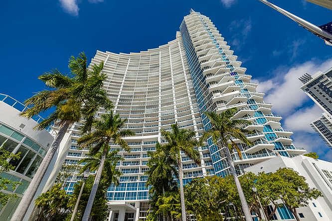 1st image of 2020 N Bayshore Dr #4