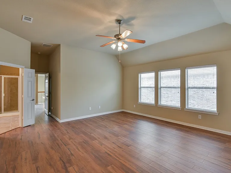 1707 Coronado St — Photo 14