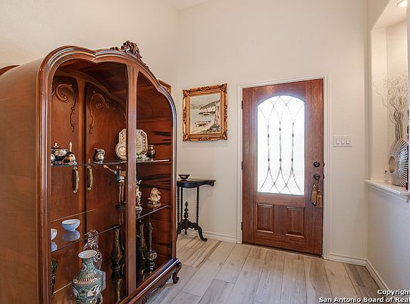 5th image of 18347 Muir Glen Dr