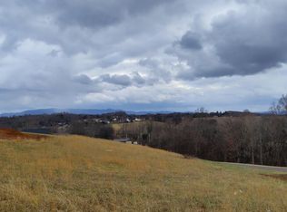 Mountain Vista Ln, Maryville, TN 37804