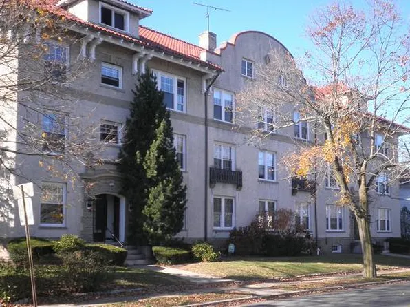 230 Butler Ave APT 2, Providence, RI 02906