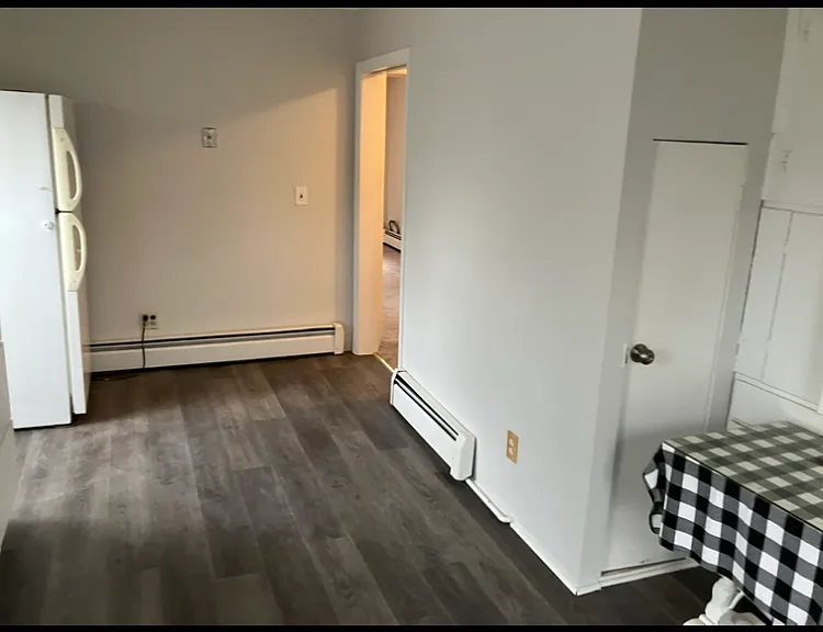 64 Main St #B — Photo 13