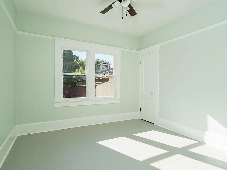 2129 Market St — Photo 14