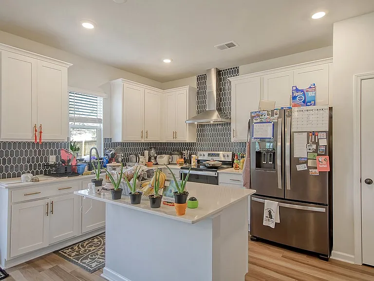705 McRoy St — Photo 6