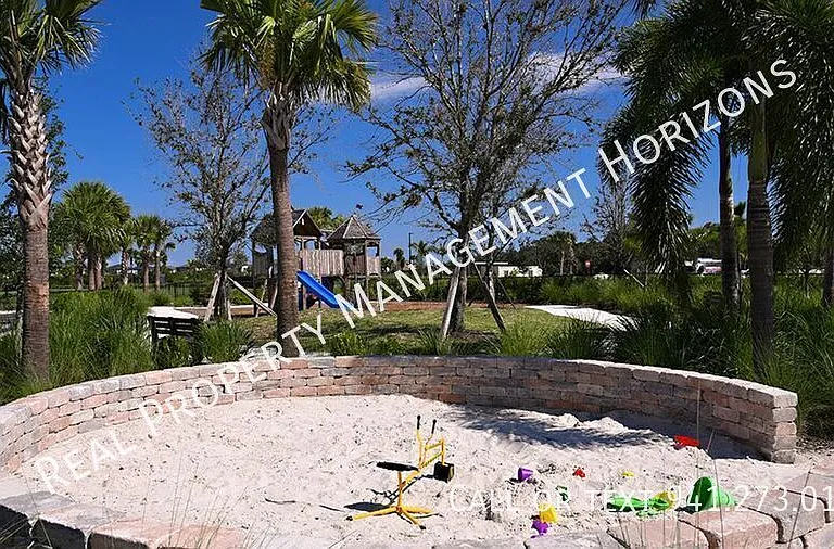 10709 Eclipse St — Photo 37