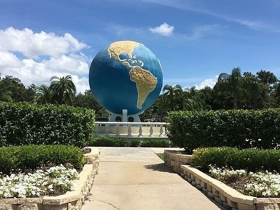 Entrance to Top of the World