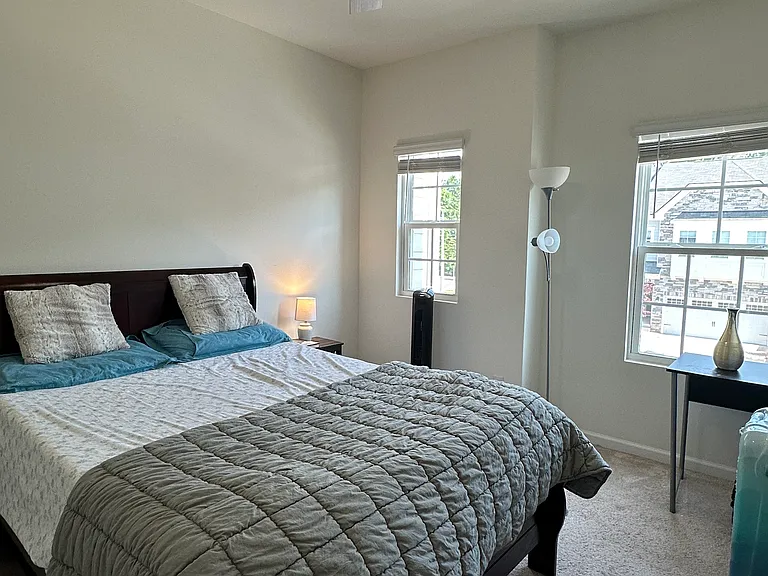 1425 Hopedale Dr — Photo 12