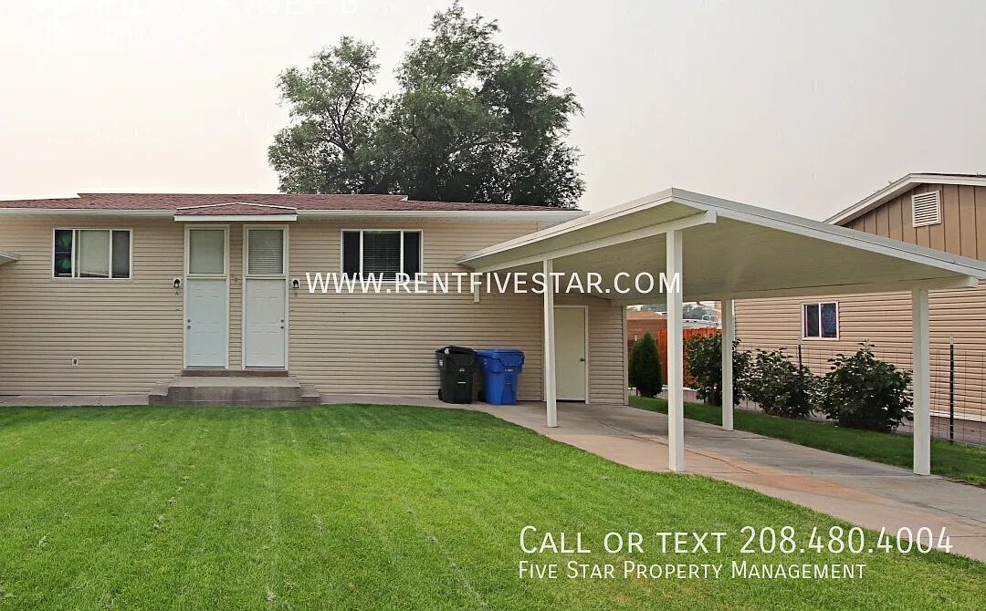 Charming 3 Bedroom Apartment in Central Pocatello! — Photo 1